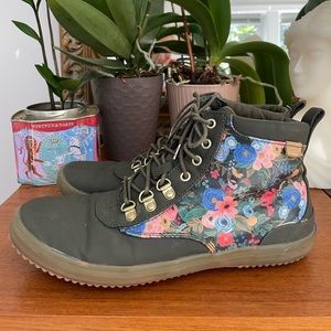 Rifle Paper Co x Keds Scout Water Resistant Boot Garden Party - EUC